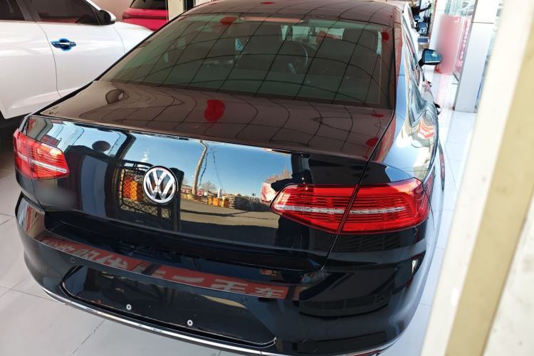 Used Volkswagen Magotan 2019 330TSI DSG Leading Model China VI Standard
