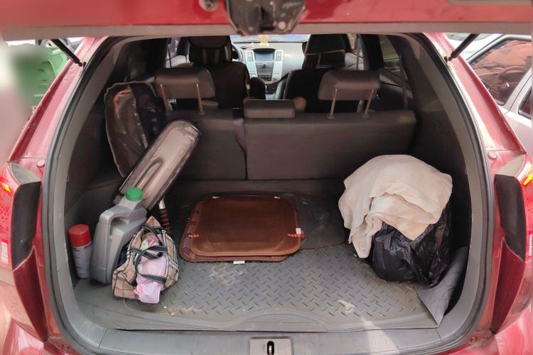 Used Huanghai Qisheng V3 2011 2.0L Ultra-Luxury Version Trunk