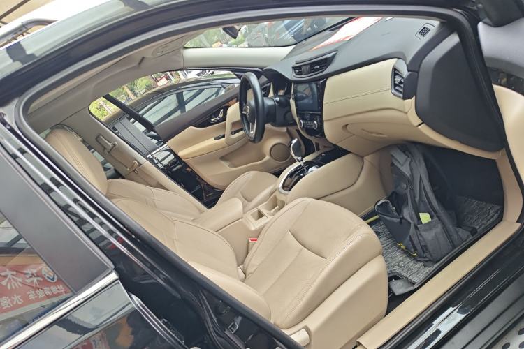 Used Nissan X-Trail 2019 2.0L CVT Smart Connect Comfort Edition 2WD