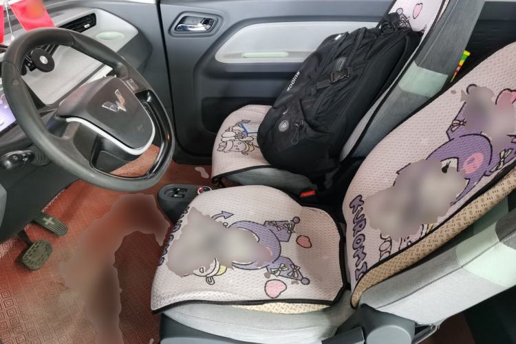 Used Wuling Hongguang MINIEV 2022 Macaron Fashion Model Lithium Iron Phosphate Left Front Seat