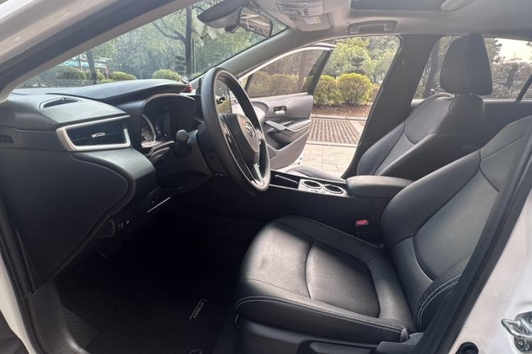 Used Toyota Corolla 2021 Dual-Motor 1.8L E-CVT Elite Edition