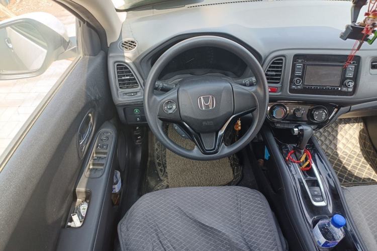 Used Honda Vezel 2015 1.5L CVT two-wheel drive Comfort trim
