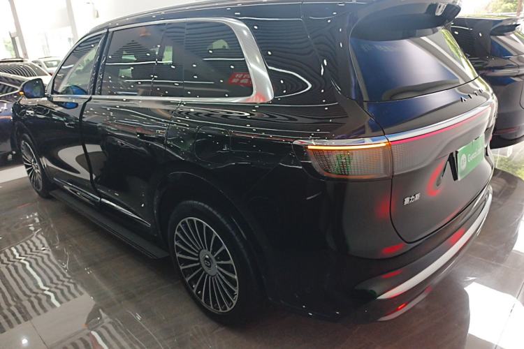 Used Hima AITO M8 2025 Extended-Range Max+ Version 53.4 kWh 6-Seater Edition Rear