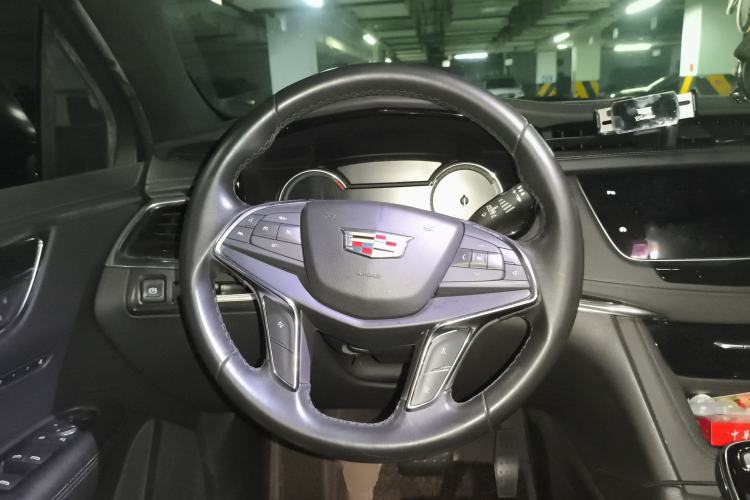 Used Cadillac XT5 2020 28T Luxury Version
