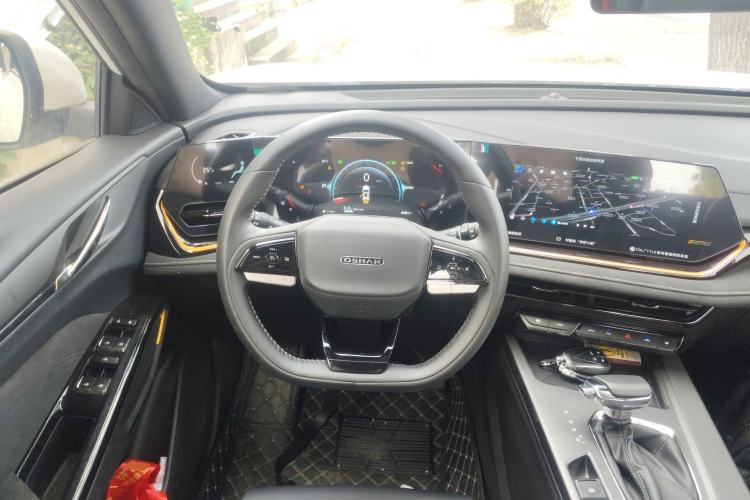 Used Oshan X5 PLUS 2023 Revised 1.5T DCT Pioneer Edition