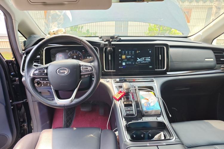 Used GAC Trumpchi M8 2021 Master Series 390T Ultimate Edition Center Console