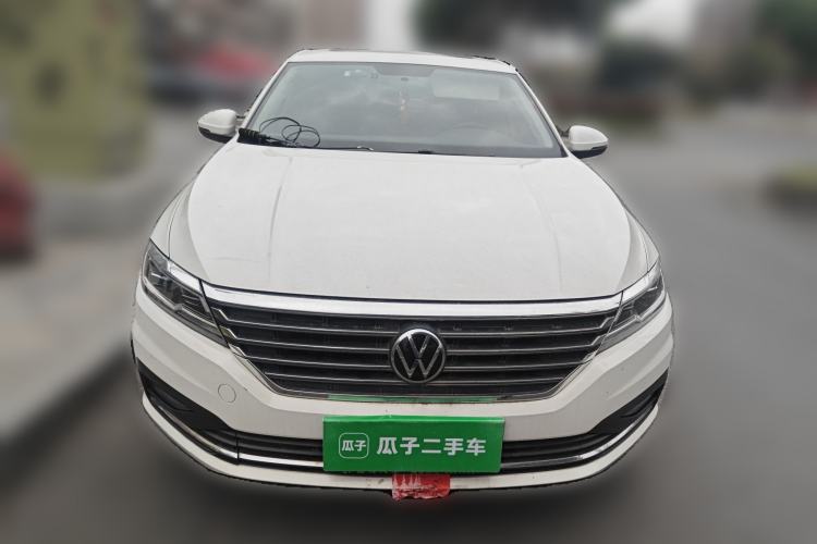 Used Volkswagen Lavida 2021 1.5L Manual Comfort Edition Front