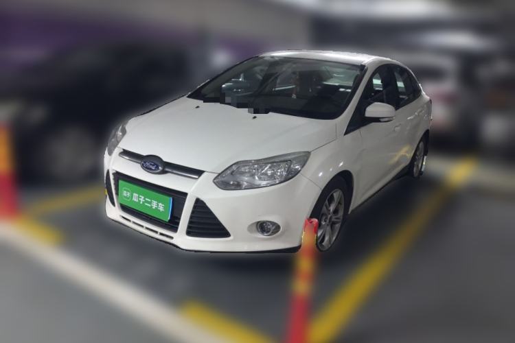 Used Ford Focus 2012 Sedan 1.6L Manual Fashion Edition