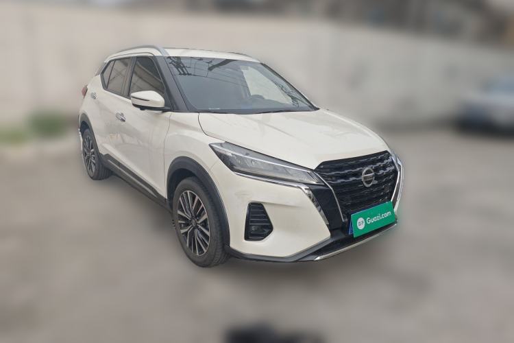 Used Nissan Kicks 2022 1.5L CVT XV Luxury Edition Front Right 45 Deg