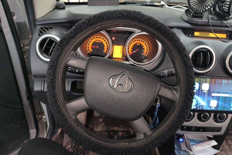 Used CHANGAN KAICHENG Ounuo S 2015 1.5L CNG Model Steering Wheel