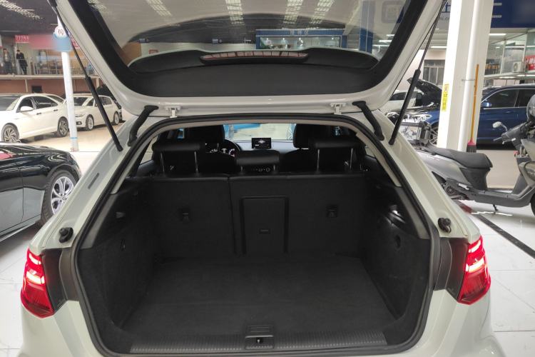 Used Audi A3 2018 30th Anniversary Edition Sportback 35 TFSI Fashion Model