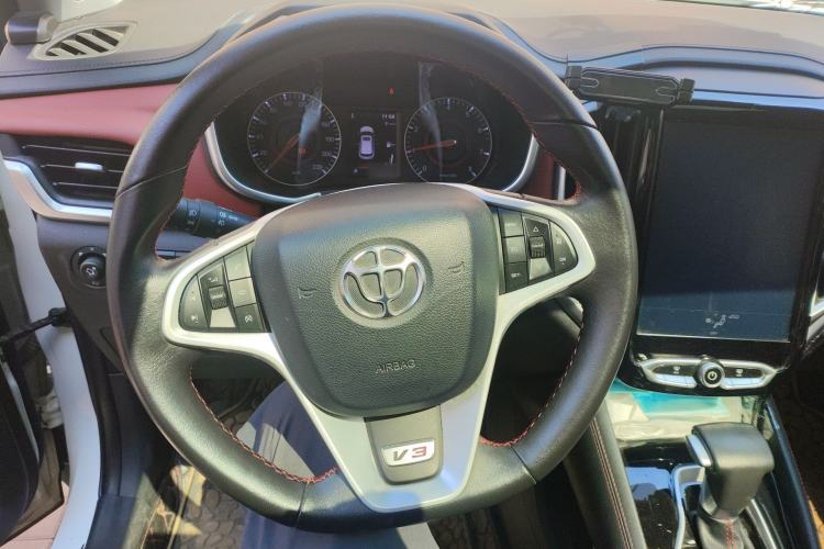 Used Brilliance V3 2017 1.5L Automatic Smart Version Steering Wheel