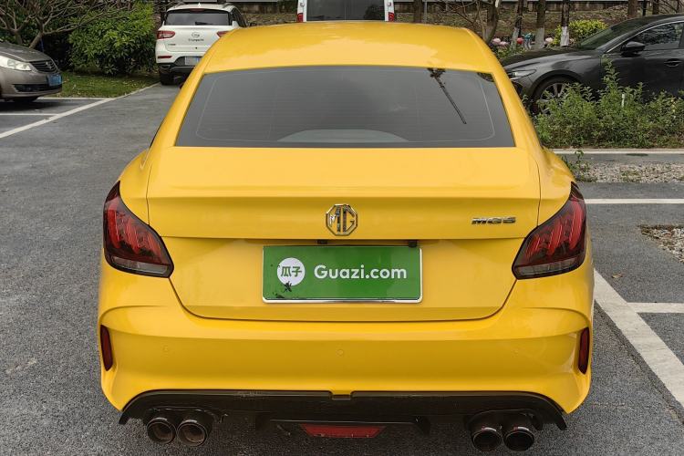 Used MG 5 2021 180 DVVT Manual Youth Luxury Edition