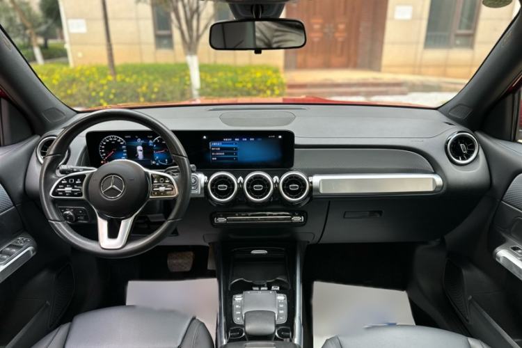 Used Mercedes-Benz GLB 2023 Refresh GLB 200 Fashion Edition
