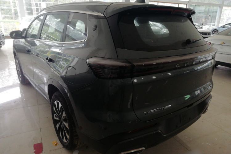 Used Chery Tiggo 8 PLUS 2025 290TGDI DCT Prestige 5-Seater
