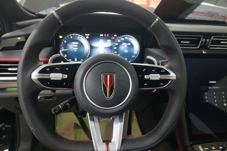 Used Hongqi H6 2025 2.0T ZhiShang Version
