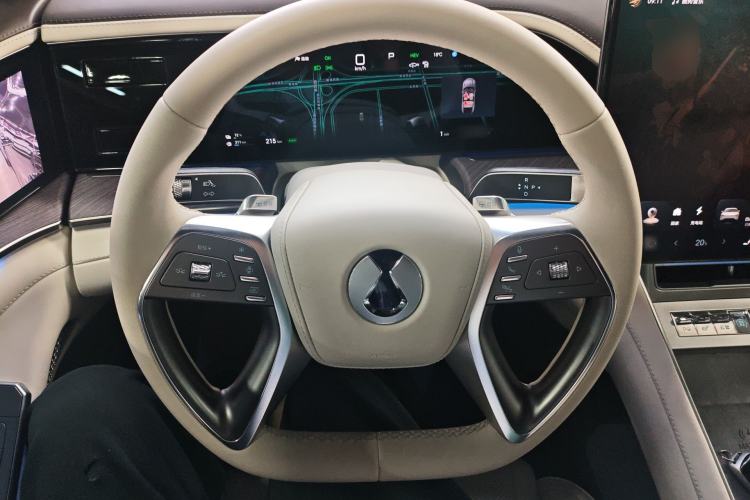 Used Denza Z9 2024 1100 km All-Wheel-Drive Ultra Version