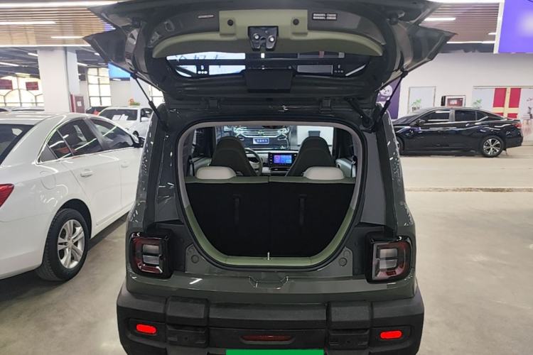 Used Geely Galaxy Panda 2025 210km Panda Rider Trunk