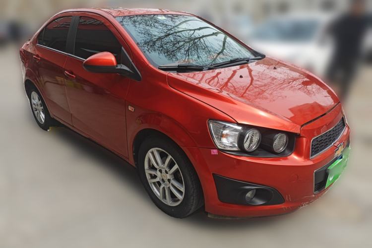 Used Chevrolet Aveo Sonic 2011 Sedan 1.6L Automatic SX