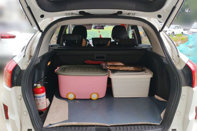 Used Bestune X80 2013 2.0L manual base trim