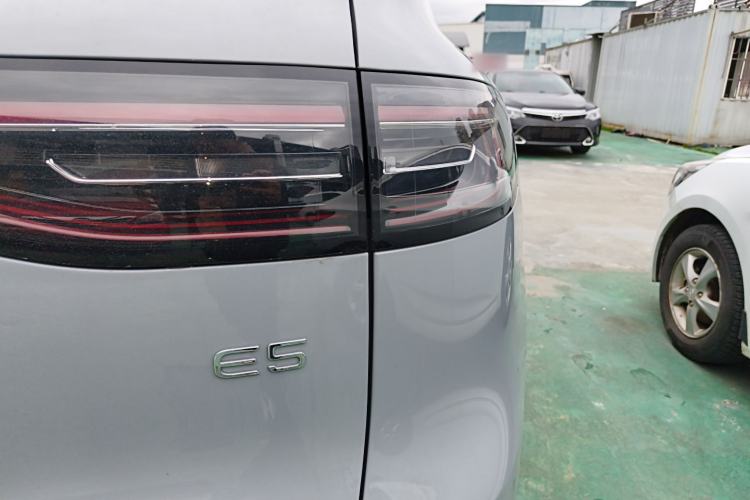 Used Geely Galaxy E5 2024 440km Launch Edition