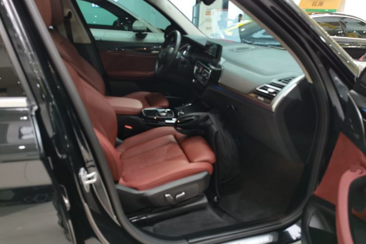 Used BMW iX3 2024 Leading Model