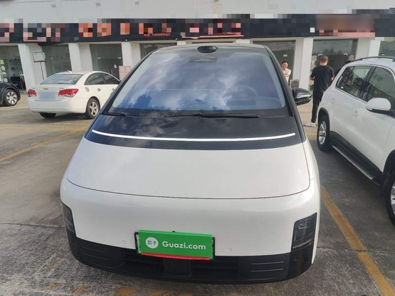 Used Li Auto MEGA 2025 Home Family Special Edition — 2
