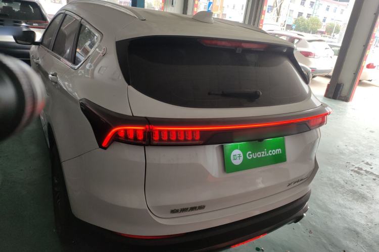 Used JETOUR X70 PLUS 2023 1.5T DCT Brave PLUS 5-Seater
