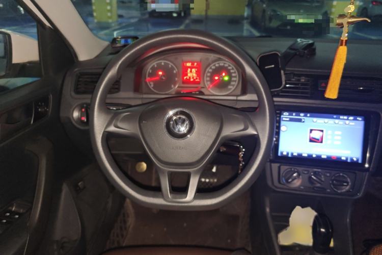 Used Volkswagen Santana 2018 1.5L Automatic Fashion Edition Steering Wheel