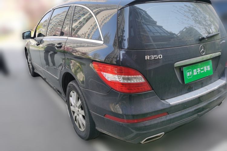 Used Mercedes-Benz R-Class 2011 R 300 L Business Model Rear Left 45 Deg