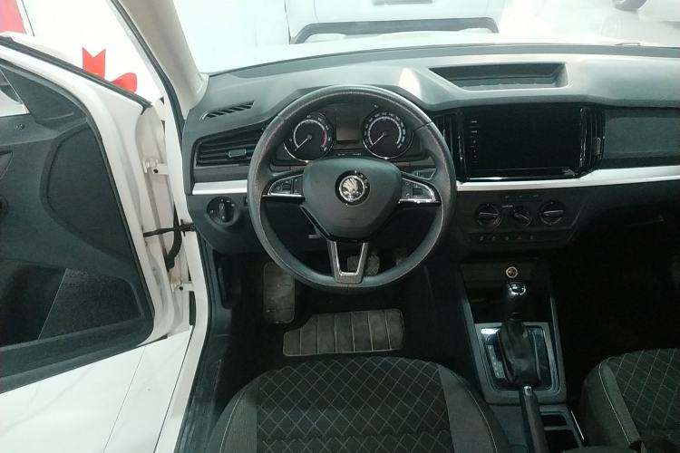 Used Skoda Kamiq 2020 1.5L Automatic Standard Edition
