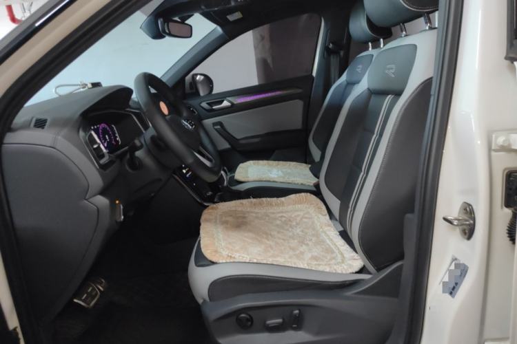 Used Volkswagen T-ROC 2023 300TSI DSG Two-Wheel Drive Starlight Edition Left Front Seat