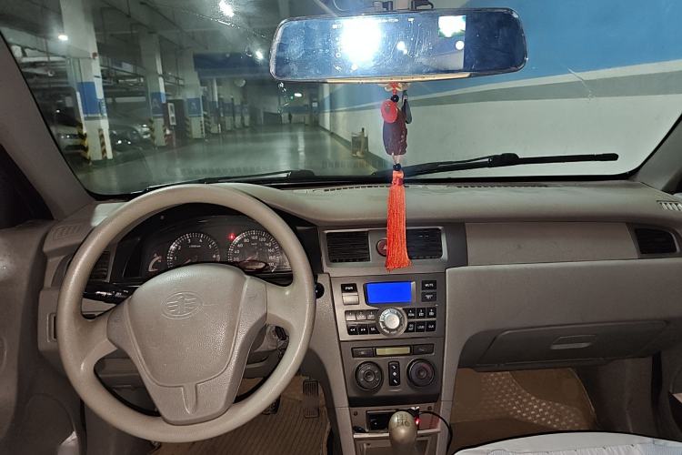 Used FAW Xiali N5 2011 1.0L Manual Standard Edition
