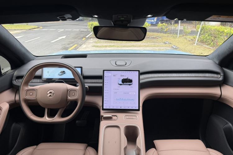 Used Nio ES6 2024 75 kWh