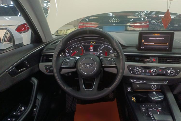 Used Audi A4L 2019 40 TFSI Ambition China VI