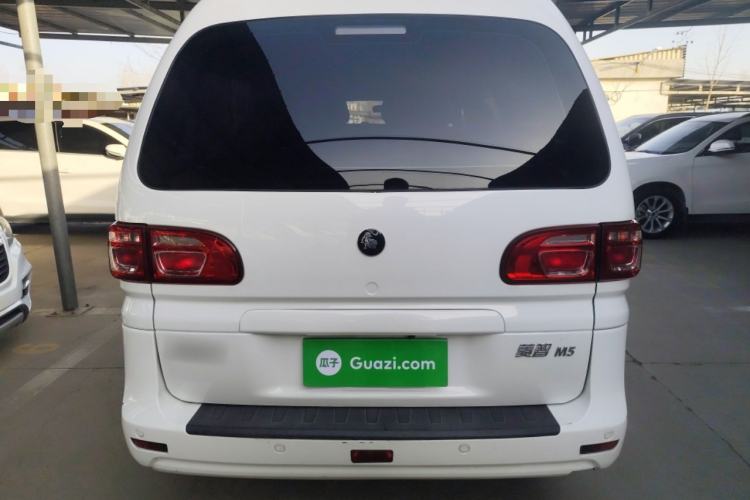 Used FORTHING Lingzhi 2022 Striving Version M5L 1.6L Base Model 7 Seats
