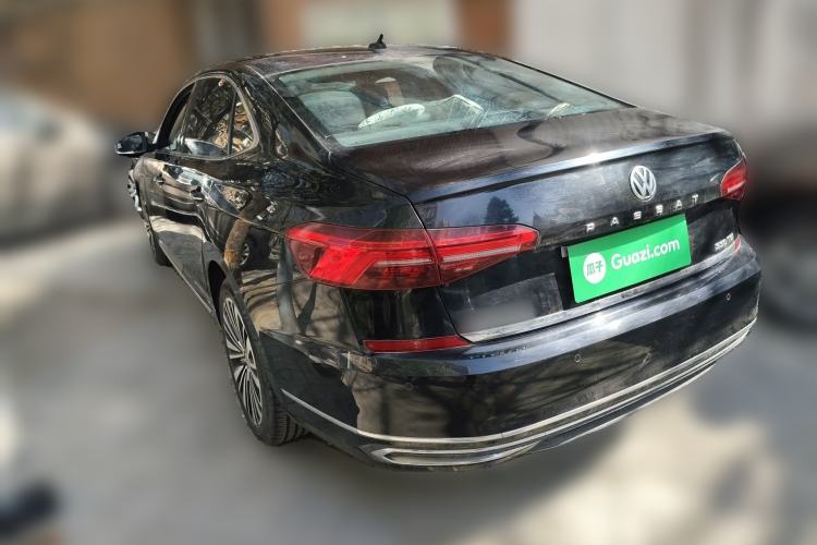 Used Volkswagen Passat 2020 330TSI Luxury Edition China VI

