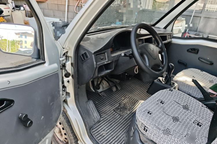 Used Wuling Zhiguang 2015 1.2L Practical LS-I Model