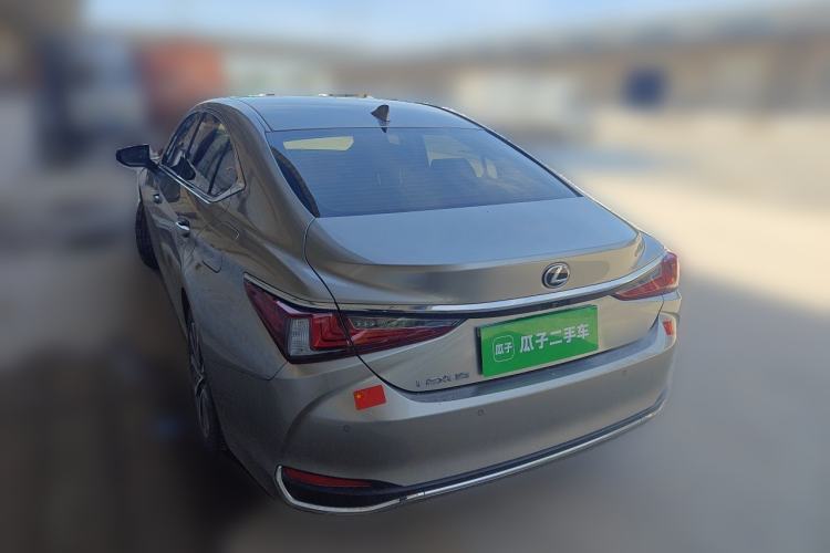 Used Lexus ES 2022 200 Excellence Edition
