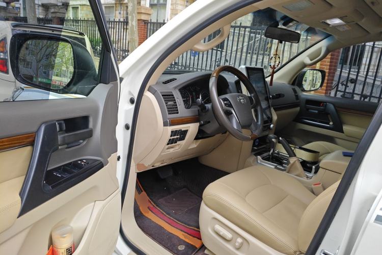 Used Toyota Land Cruiser  Driver Seat