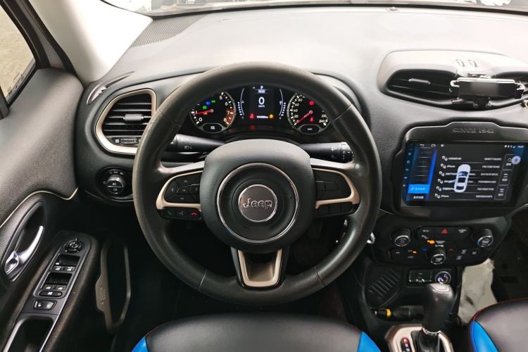 Used Jeep Renegade 2018 Connected Large Screen Version 180T Automatic Kinetic Edition+ Steering Wheel