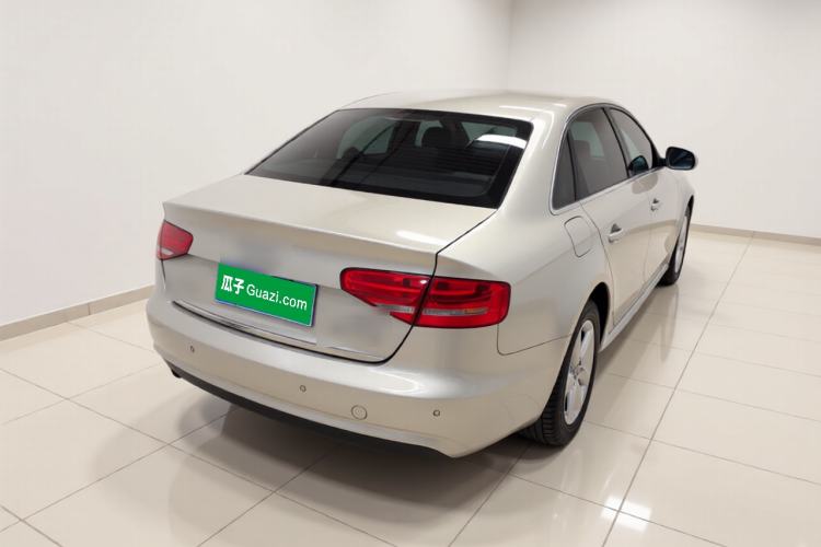 Used Audi A4L 2015 30 TFSI Automatic Comfort Model Rear Right 45 Deg