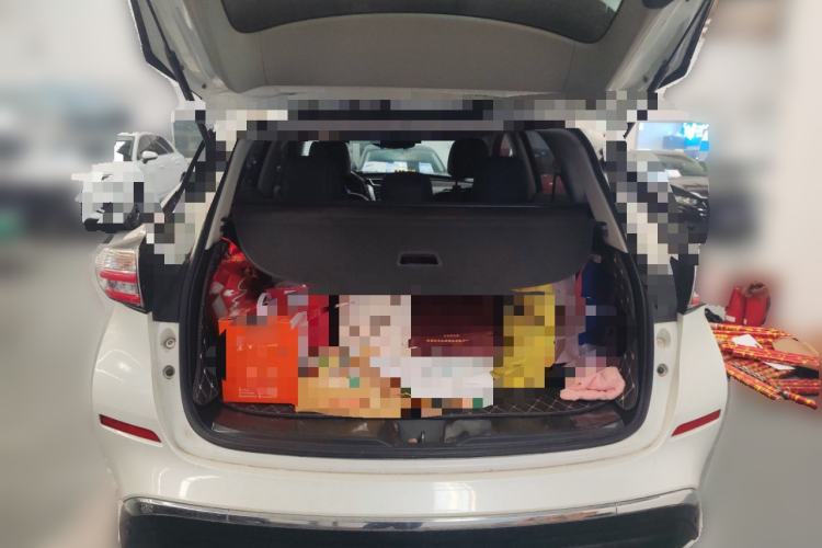 Used Nissan Murano 2017 2.5L XL Two-Wheel Drive Smart Edition Trunk