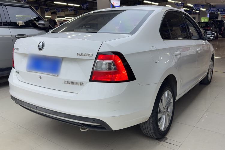Used Skoda Rapid 2018 1.6L Automatic Comfort Edition Rear Right 45 Deg