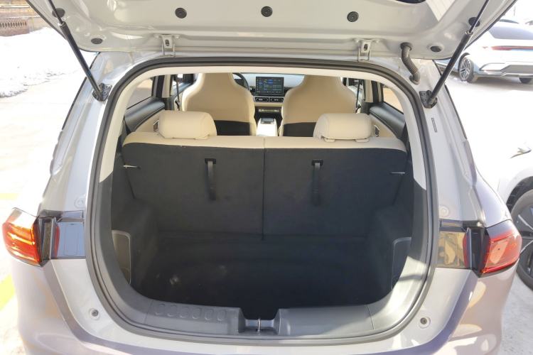 Used Wuling Bingo PLUS 2024 401 km Flagship Edition Four-Seater Version
