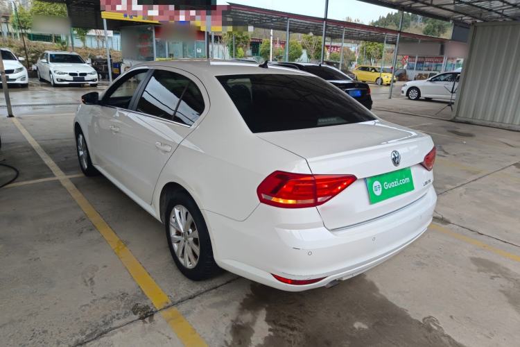 Used Volkswagen Lavida 2015 1.6L Manual Comfort Edition
