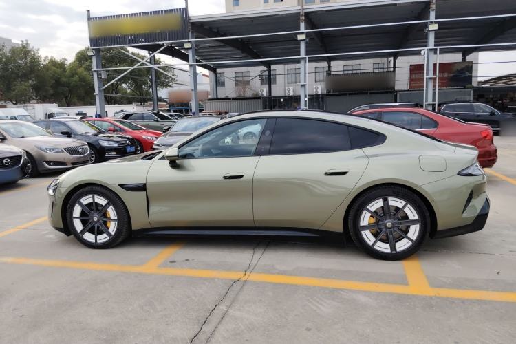 Used Xiaomi Auto SU7 2024 Four-Wheel Drive Ultra-Long Range Advanced Intelligent Driving Max Edition