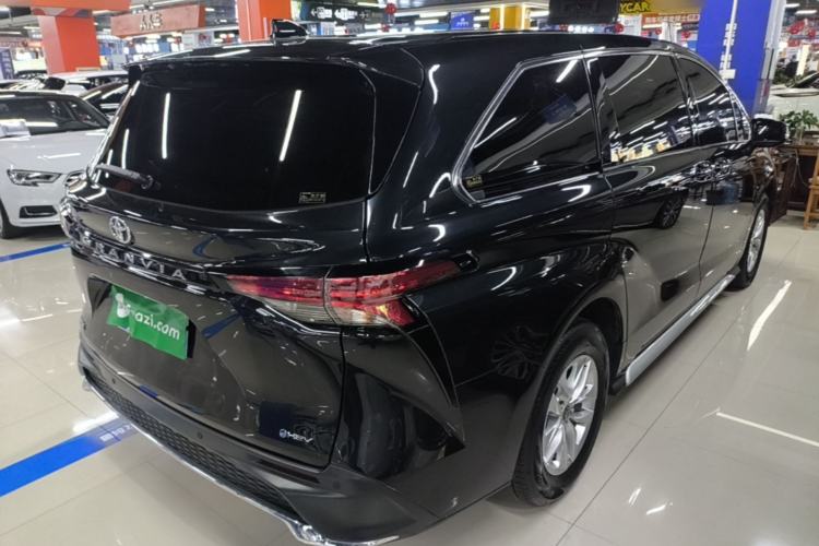 Used Toyota Granvia 2024 2.5L Hybrid Comfort Edition