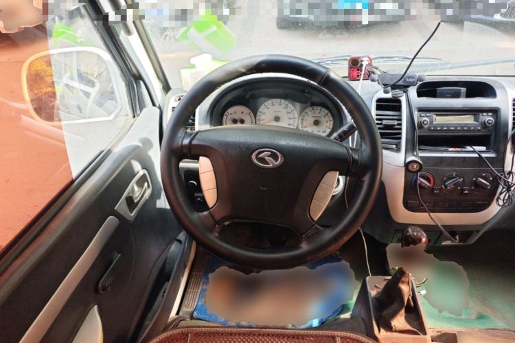 Used King Long Golden Way 2015 2.0L Value-Packed Practical Version 4G21B