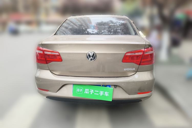 Used Volkswagen Bora 2015 Value Edition 1.6L Automatic Comfort Version Rear